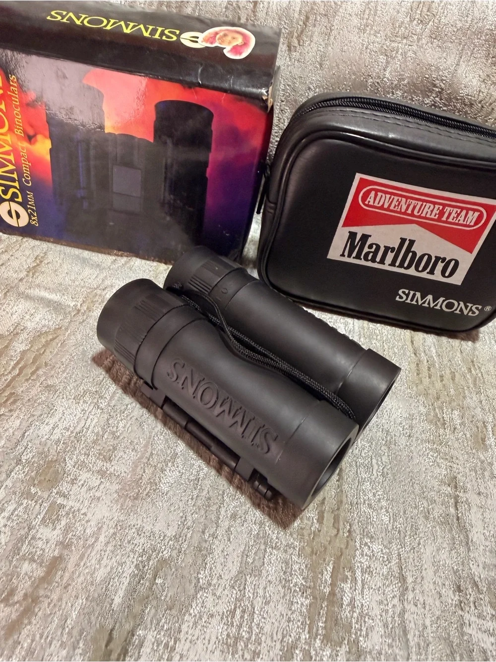 Simons Black Compact Binoculars with Branded Carry Case